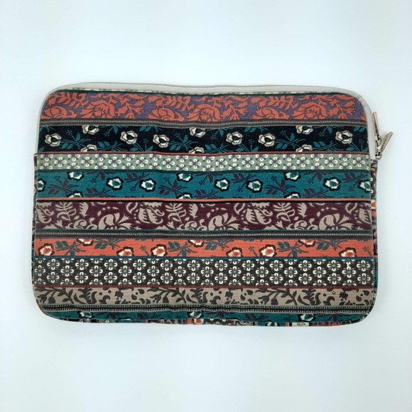 Dachee Padded Zippered Laptop Case Floral Pattern - Picture 2 of 9